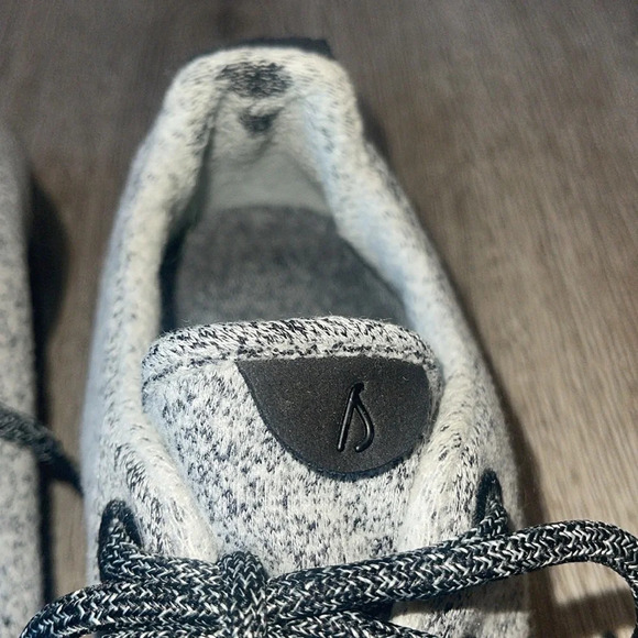 ALLBIRDS WOOL RUNNERS 0119 in light of gray with gray sole men’s sizes 12 - Picture 4 of 11